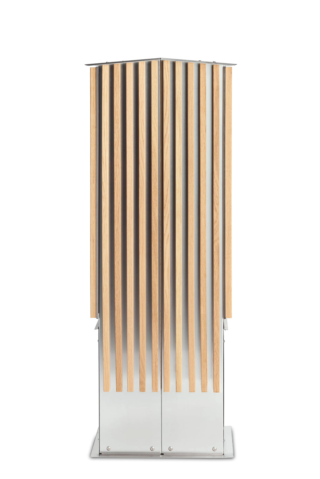 Twin ladestander i eg med lodrette trælameller og rustfrit stål – elegant og robust ladestander til to elbiler.